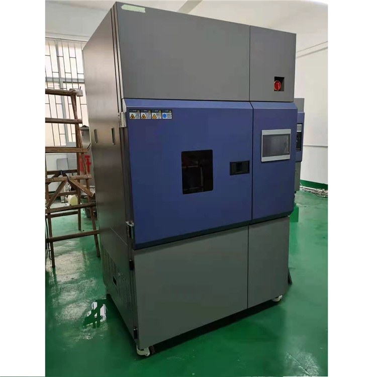 模擬太陽(yáng)紫外線(xiàn)試驗(yàn)設(shè)備